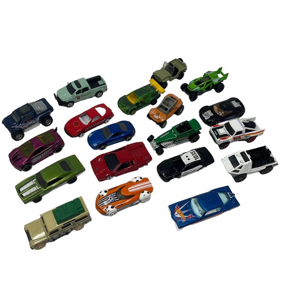 Die Cast Lot of 18 Miscellaneous Cars Trucks Hot Wheels Dodge‎ Muscle Car - Picture 1 of 9